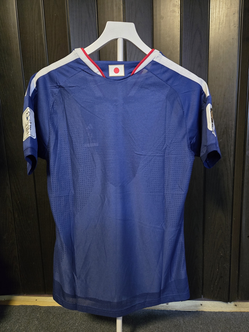 Japan Home Soccer Jersey World Cup 2026 With Fifa Patches - Picture 8 of 9